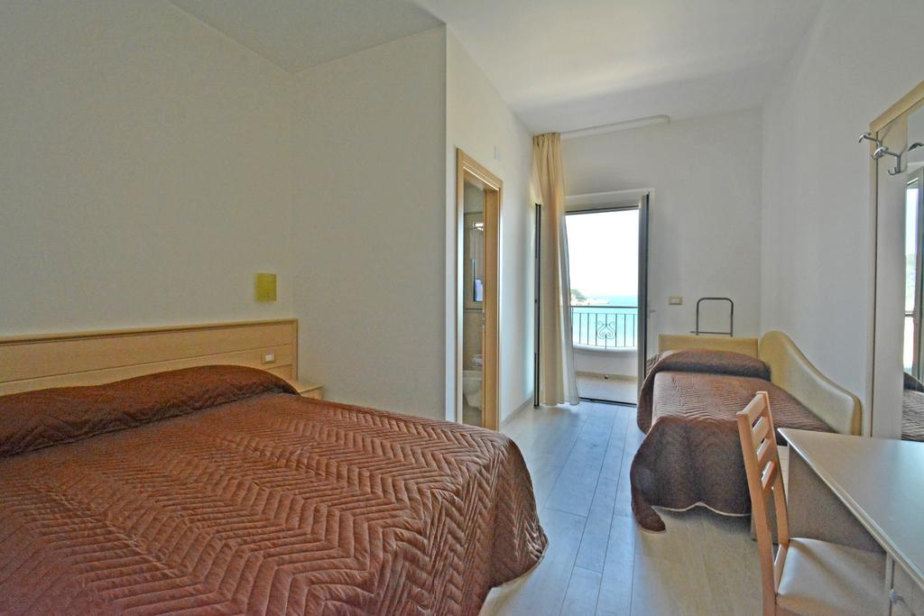 Hotel Incanto Peschici Cameră foto