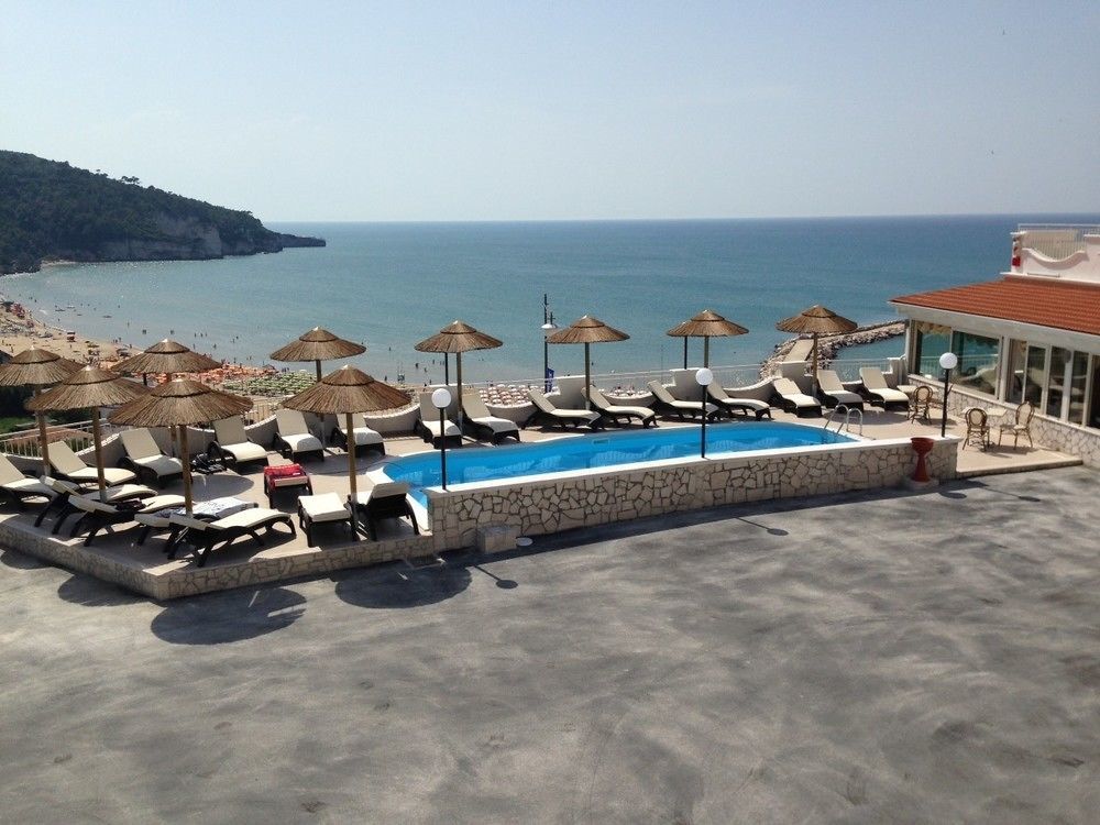 Hotel Incanto Peschici Exterior foto